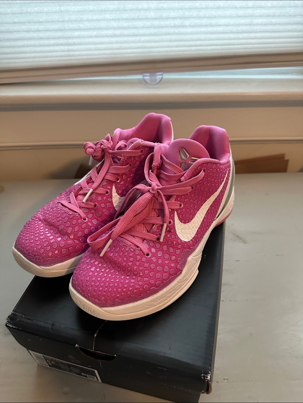 Nike Think Pink Kobe 6  Low-Top Sneakers with White Swoosh